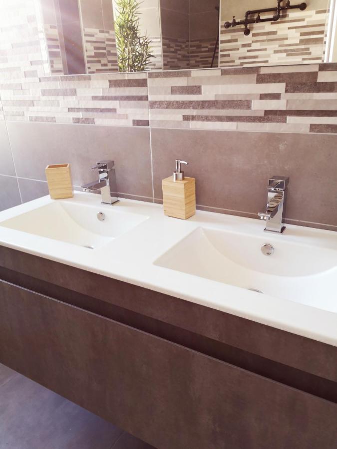 Appartement Proche Stations De Ski Et Thermales Люс-Сен-Совёр Экстерьер фото